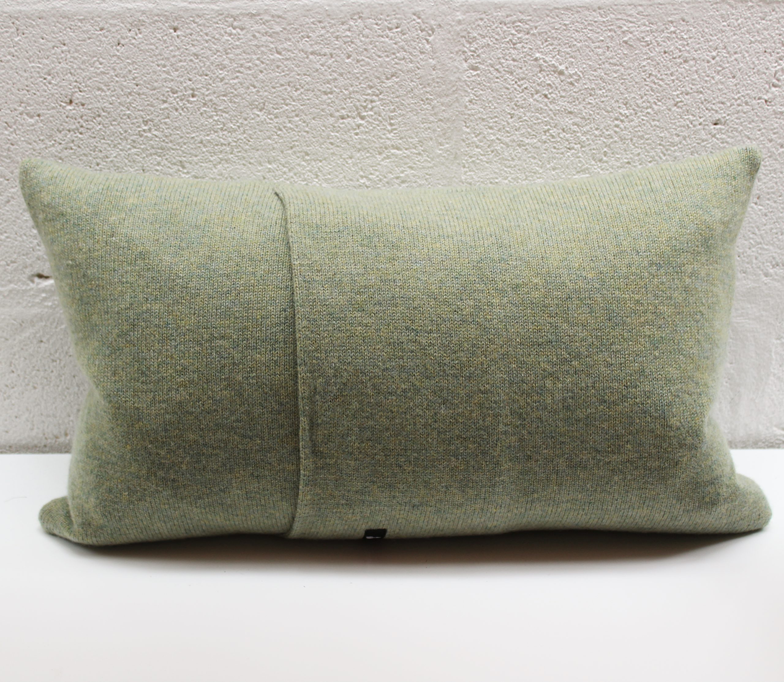 A Treeline cushion Lime green - Image 3