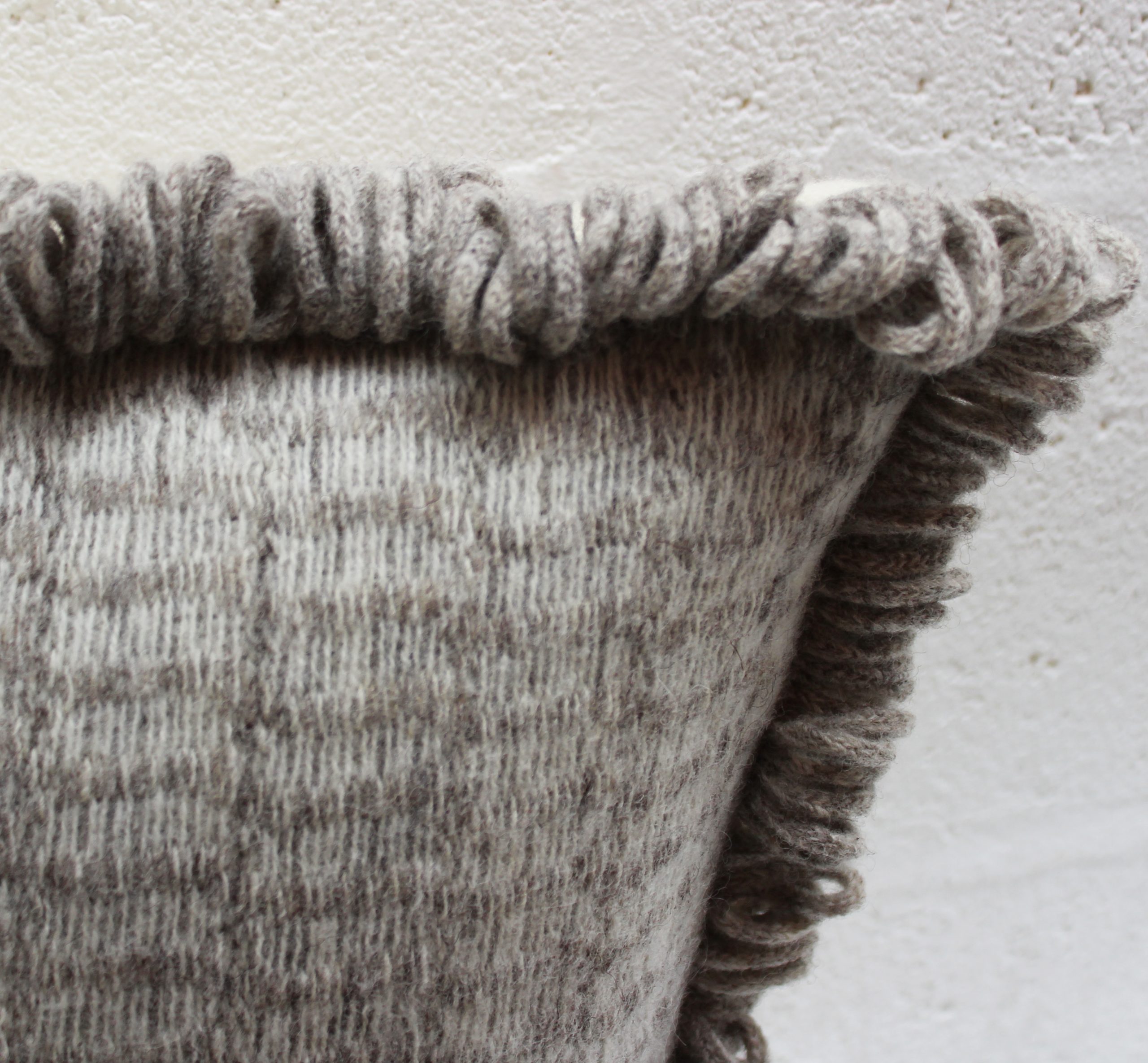 Cell patterned two tone Wensleydale British wool cushion - Image 3